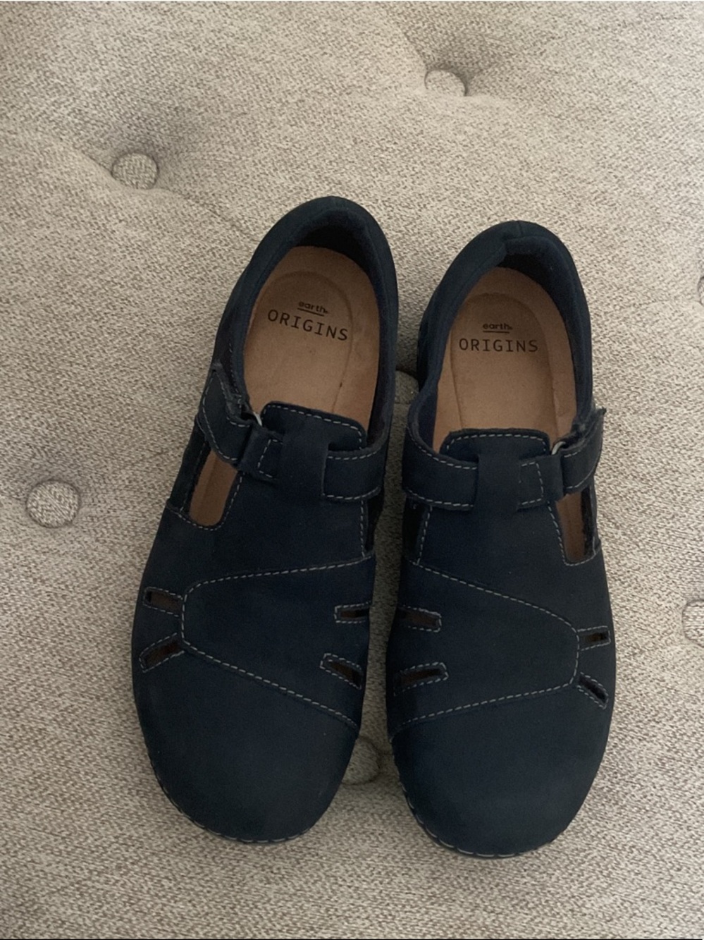 Earth Origins Women’s  Navy Suede Hook-and-Loop Slip-On Loafers size 7.5